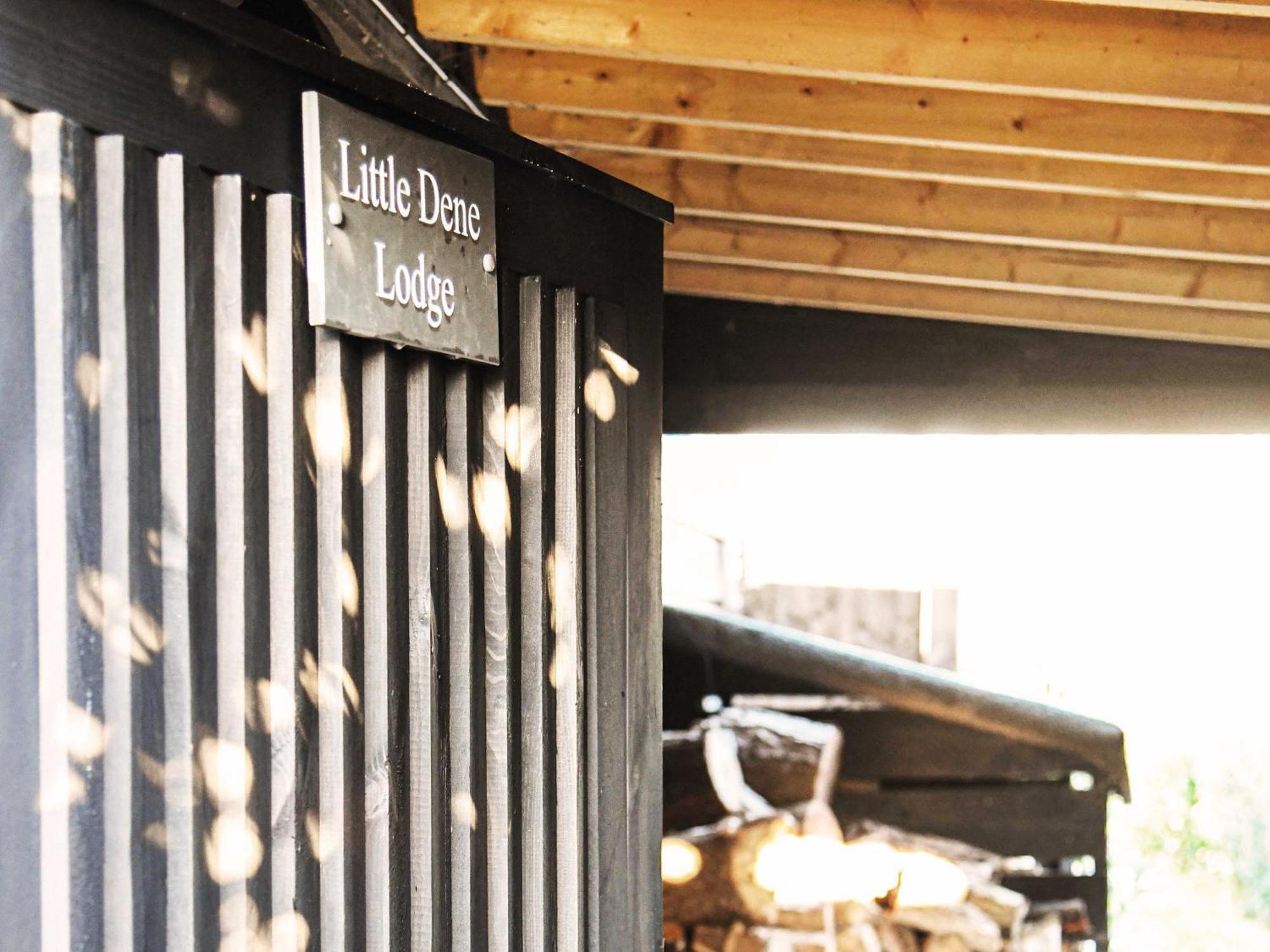 Little Dene Lodge By The Suffolk Cottage Collection Pakenham Eksteriør billede